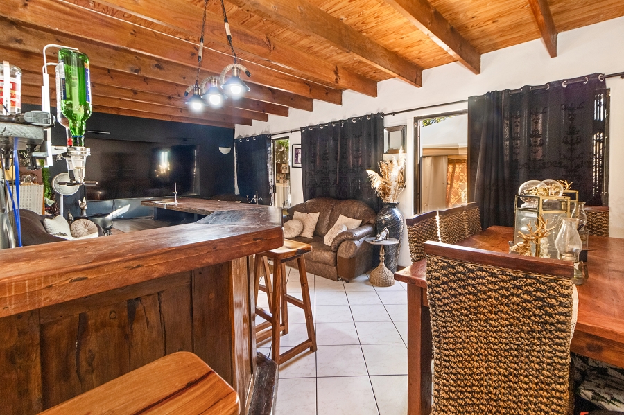 2 Bedroom Property for Sale in Parklands Western Cape